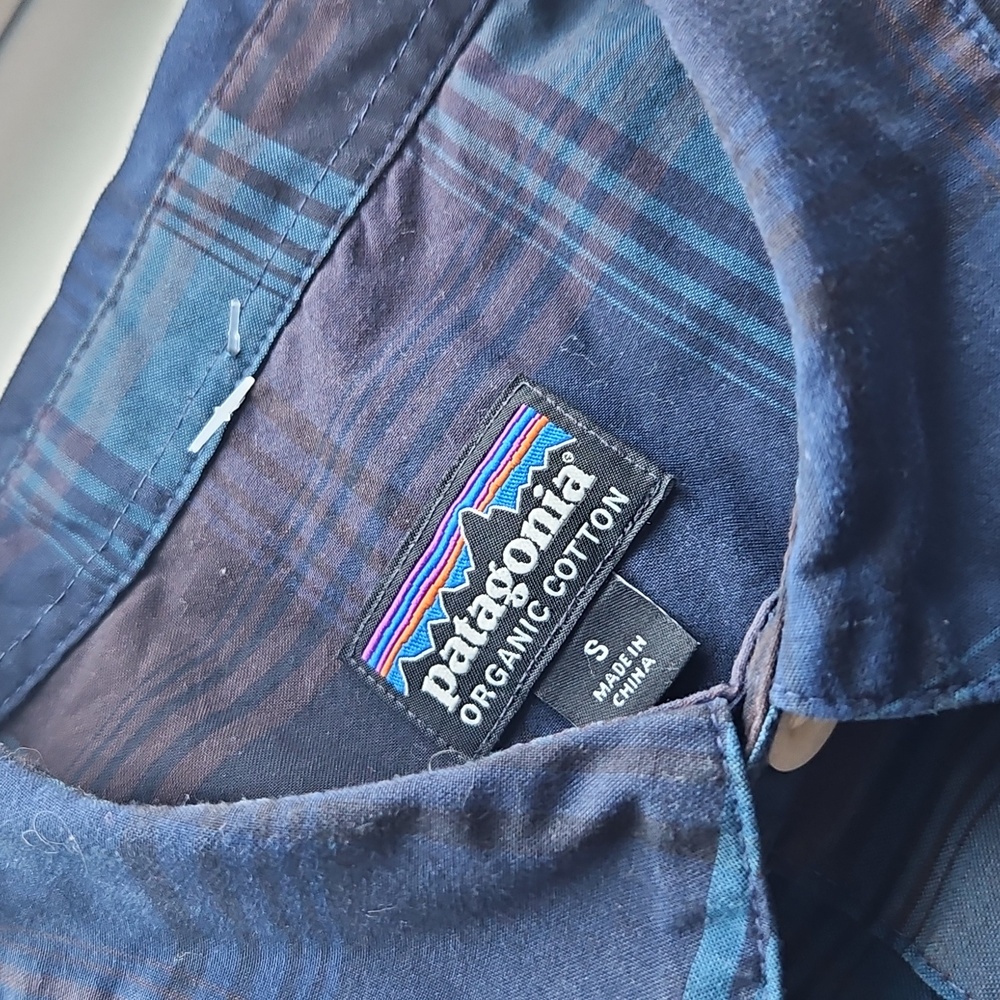 Patagonia button down flannel-organic cotton
